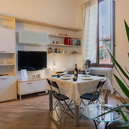 Florence Deluxe Apt+Private Parking-2